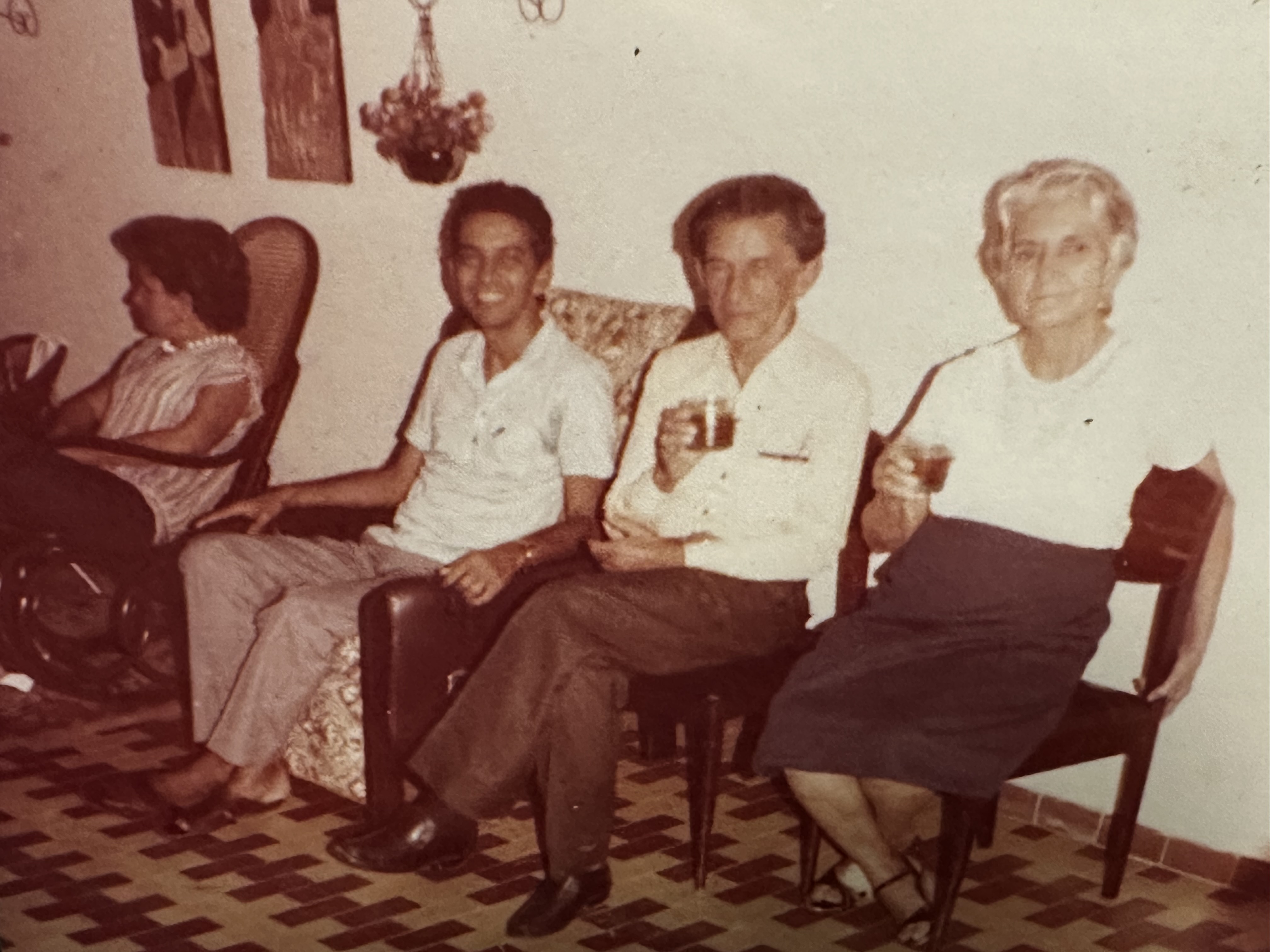 Moelze, Manoel e Bebé